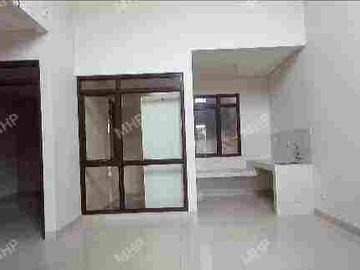 Rumah Cluster Berkanopi Disewakan