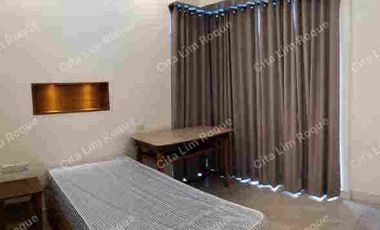 FOR LEASE-3Bedrooms