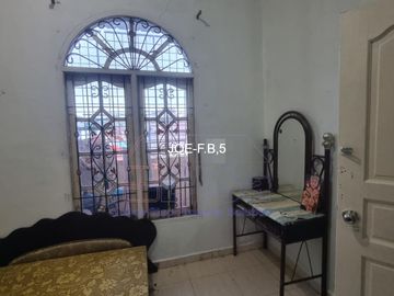 Rumah 7 Kamar Tidur di Penuin Permai Batam – Lokasi Premium Pusat Kota Dekat BCS & Grand Batam