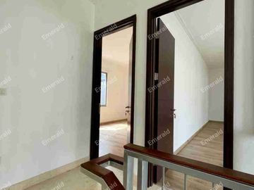 Rumah Siap Huni di Area Prestige Golf Island PIK