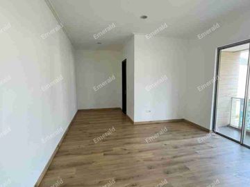 Rumah Siap Huni di Area Prestige Golf Island PIK
