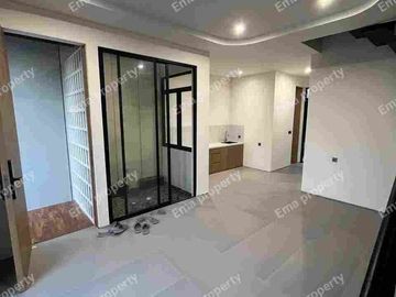 Dijual 2 unit rumah baru gress di Klampis Semolo Timur
