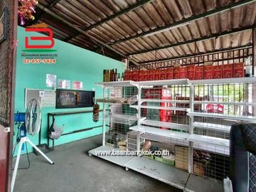 ที่ดินพร้อมสิ่งปลูกสร้าง ติดถนนไสวประชาราษฎร์ คลอง 4 เนื้อที่ 410 ตรม. (ใกล้ตลาดเอซี คลอง 4) ถนนลำลูกกา ตำบลลาดสวาย อำเภอลำลูกกา จังหวัดปทุมธานี