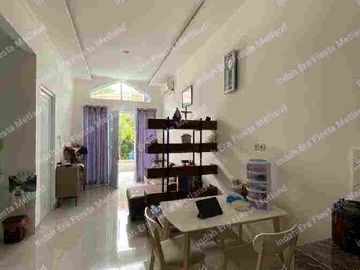 Rumah Cantik taman Parahyangan Karawaci