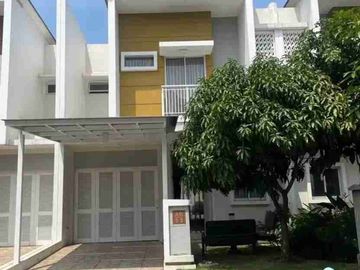 Rumah Adem Terawat di Summarecon Bandung Cluster Amanda