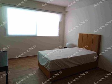 Habitación en renta en Lomas de Angelòpolis ll frente a Sonata
