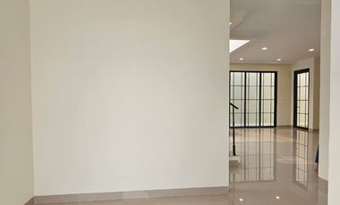 Rumah Mewah Free PPN di Gading Serpong