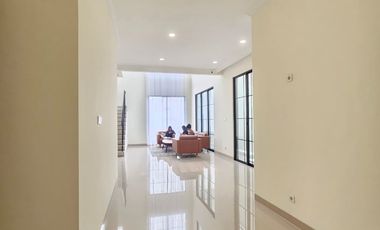 Rumah Mewah Free PPN di Gading Serpong