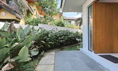 Modern Mediterranean House for Sale in Portofino Heights Las Piñas