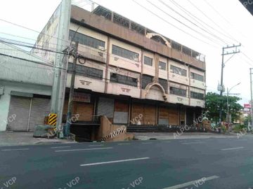 For Sale Commercial Building on 933sqm Lot along Commonwealth Ave., Fairview, Q.C.