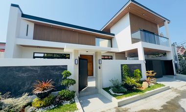 4 Bedroom Furnished House and Lot for Sale in BF Homes, Parañaque