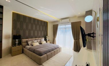 4 Bedroom Furnished House and Lot for Sale in BF Homes, Parañaque