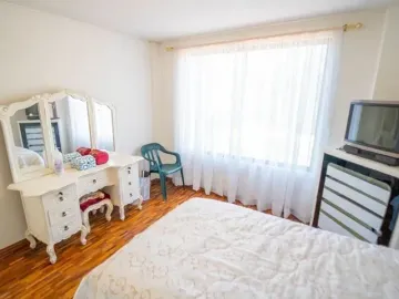 CASA EN VENTA EN LA URBANIZACION LA MARCA EN LA MITAD DEL MUNDO