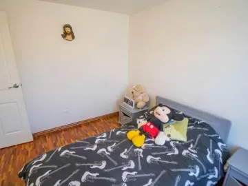 CASA EN VENTA EN LA URBANIZACION LA MARCA EN LA MITAD DEL MUNDO