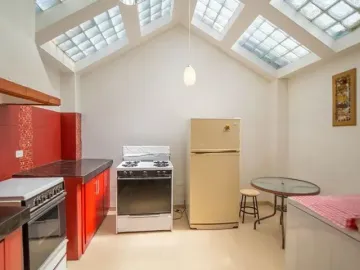 CASA EN VENTA EN LA URBANIZACION LA MARCA EN LA MITAD DEL MUNDO