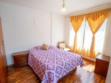 CASA EN VENTA EN LA URBANIZACION LA MARCA EN LA MITAD DEL MUNDO