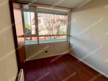 CENTRAL, cercano a UdeC, 3 dorm. Estac y Bodega