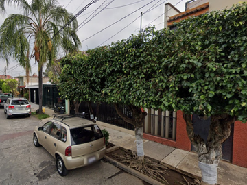 Casa en Venta Calle Prolongación Suiza, La Luneta, Zamora Michoacán, Recuperación Bancaria