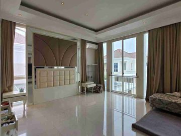 DIJUAL RUMAH LA RIZ GOLF PAKUWON INDAH