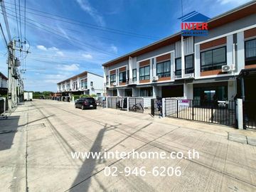 Two-story townhome, 16.4 sq.wah, Beyond Town Village, Lad Lum Kaeo, near Lad Lum Kaeo Hospital, Soi Tesaban 4, Pathum Thani-Bang Len Road, Tesaban 4,