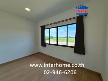 Two-story townhome, 16.4 sq.wah, Beyond Town Village, Lad Lum Kaeo, near Lad Lum Kaeo Hospital, Soi Tesaban 4, Pathum Thani-Bang Len Road, Tesaban 4,