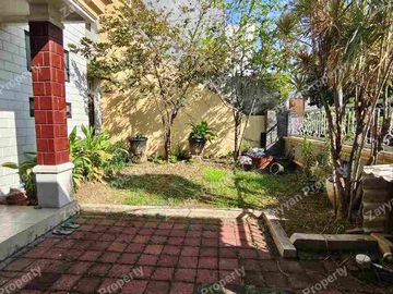 Rumah Cantik Sidosermo Surabaya