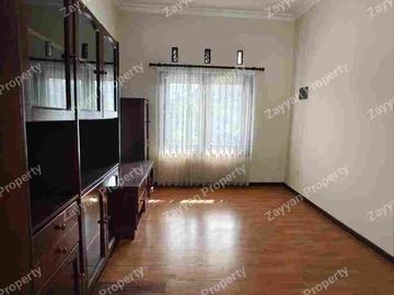 Rumah Cantik Sidosermo Surabaya