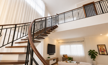 🏡✨ 𝐋𝐔𝐗𝐔𝐑𝐘 𝐎𝐕𝐄𝐑𝐋𝐎𝐎𝐊𝐈𝐍𝐆 𝐇𝐎𝐔𝐒𝐄 & 𝐋𝐎𝐓 𝐖𝐈𝐓𝐇 𝐏𝐑𝐈𝐕𝐀𝐓𝐄 𝐏𝐎𝐎𝐋 𝐅𝐎𝐑 𝐒𝐀𝐋𝐄 𝐈𝐍 𝐓𝐀𝐋𝐈𝐒𝐀𝐘 𝐂𝐈𝐓𝐘, 𝐂𝐄𝐁𝐔 🌴