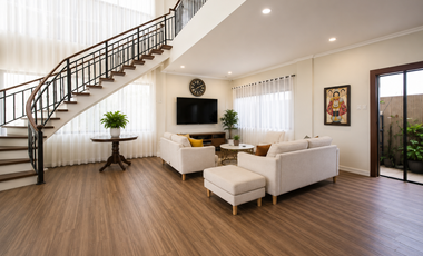 🏡✨ 𝐋𝐔𝐗𝐔𝐑𝐘 𝐎𝐕𝐄𝐑𝐋𝐎𝐎𝐊𝐈𝐍𝐆 𝐇𝐎𝐔𝐒𝐄 & 𝐋𝐎𝐓 𝐖𝐈𝐓𝐇 𝐏𝐑𝐈𝐕𝐀𝐓𝐄 𝐏𝐎𝐎𝐋 𝐅𝐎𝐑 𝐒𝐀𝐋𝐄 𝐈𝐍 𝐓𝐀𝐋𝐈𝐒𝐀𝐘 𝐂𝐈𝐓𝐘, 𝐂𝐄𝐁𝐔 🌴