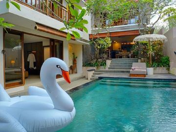 Villa Pantai Nyanyi Kediri Tabanan Bali