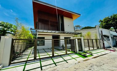4 Bedrooms House and Lot w/ Pool for Sale in BF Homes Parañaque