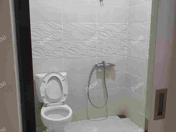 DIJUAL RUMAH 5 KAMAR TIDUR DI CLUSTER GRAND WISATA BEKASI
