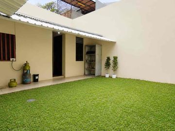 rumah cantik 1 lantai siap huni dekat stasiun pondok Ranjii di Bintaro sekror 3A