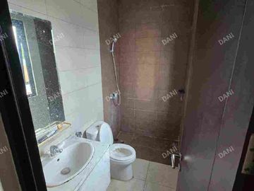DIJUAL RUMAH HOOK DI CLUSTER SUMMARECON BEKASI