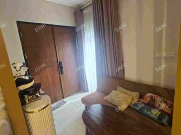 DIJUAL RUMAH HOOK DI CLUSTER SUMMARECON BEKASI