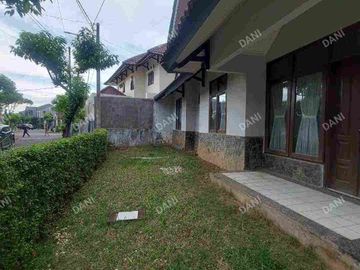 DIJUAL RUMAH DI KEMANG PRATAMA BEKASI