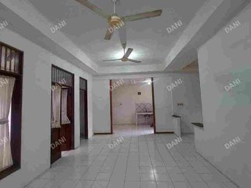DIJUAL RUMAH DI KEMANG PRATAMA BEKASI