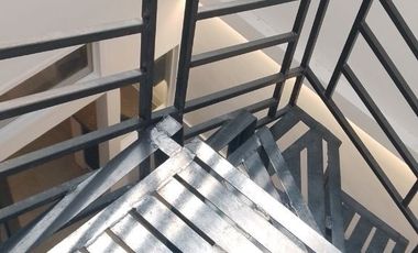 FOR SALE AND LEASE TOWNHOUSE IN PALM VILLAGE MAKATI CITY