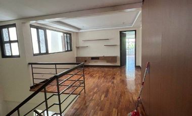 FOR LEASE HOUSE IN SAN LORENZO VILLAGE MAKATI CITY