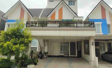 Rumah 3,5 Lantai di Bukit Cimanggu City Kota Bogor