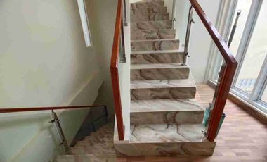 Rumah 3,5 Lantai di Bukit Cimanggu City Kota Bogor