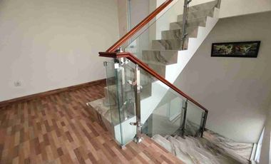 Rumah 3,5 Lantai di Bukit Cimanggu City Kota Bogor