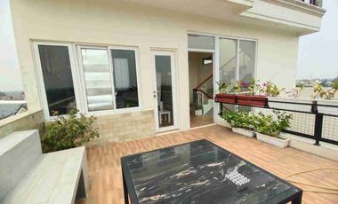 Rumah 3,5 Lantai di Bukit Cimanggu City Kota Bogor
