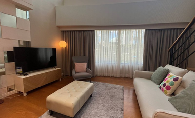 FOR LEASE 2BR Z LOFT IN ONE ROCKWELL WEST