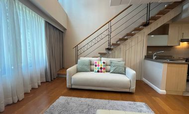 FOR LEASE 2BR Z LOFT IN ONE ROCKWELL WEST