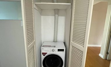 FOR LEASE 2BR Z LOFT IN ONE ROCKWELL WEST