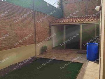 RENTA DE CONSULTORIOS EN LOMAS 2a. SECCIÓN