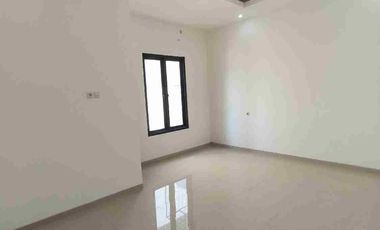 Dijual Murah Rumah Nirwana row 3.5 mobil baru