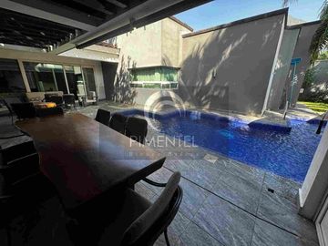 casa en venta en la herradura de una planta.