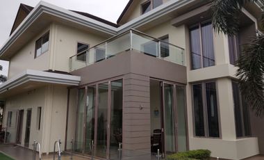 FOR SALE: 3-Storey House and Lot at The Sonoma Sta. Rosa Laguna